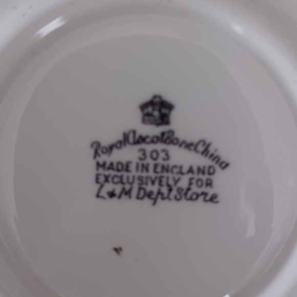 Vintage Royal Ascot Bone China Shuswap Lake/Salmon Arm Saucer - Picture 3 of 4